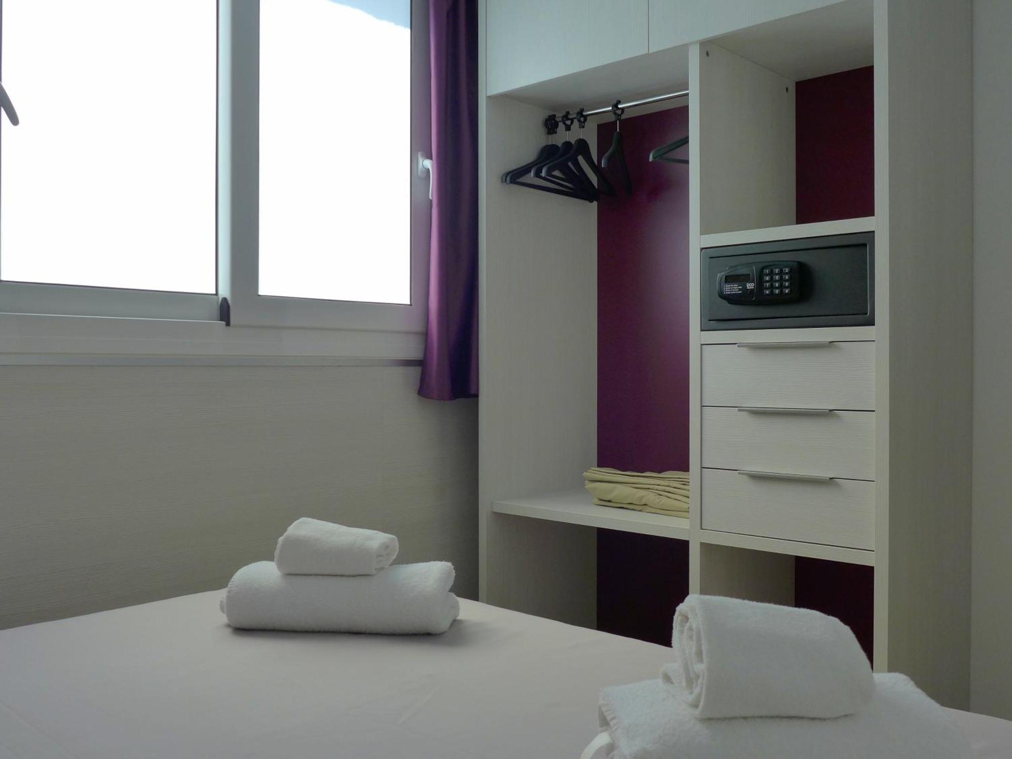 Rentalmar Navarra Family Suites 萨洛 客房 照片